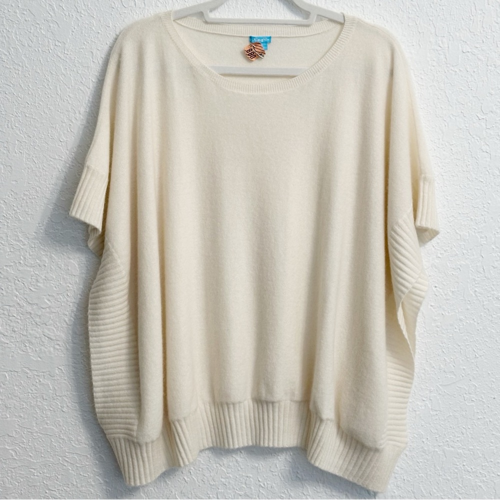 J. McLaughlin Cream Cashmere Poncho Sweater
One size